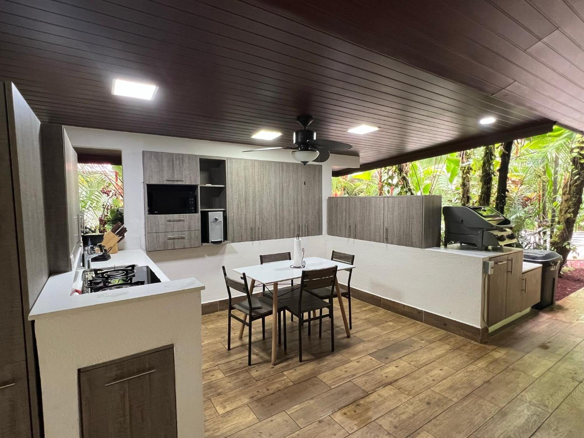 Hotel Boutique Casa Del Rio La Fortuna Екстериор снимка