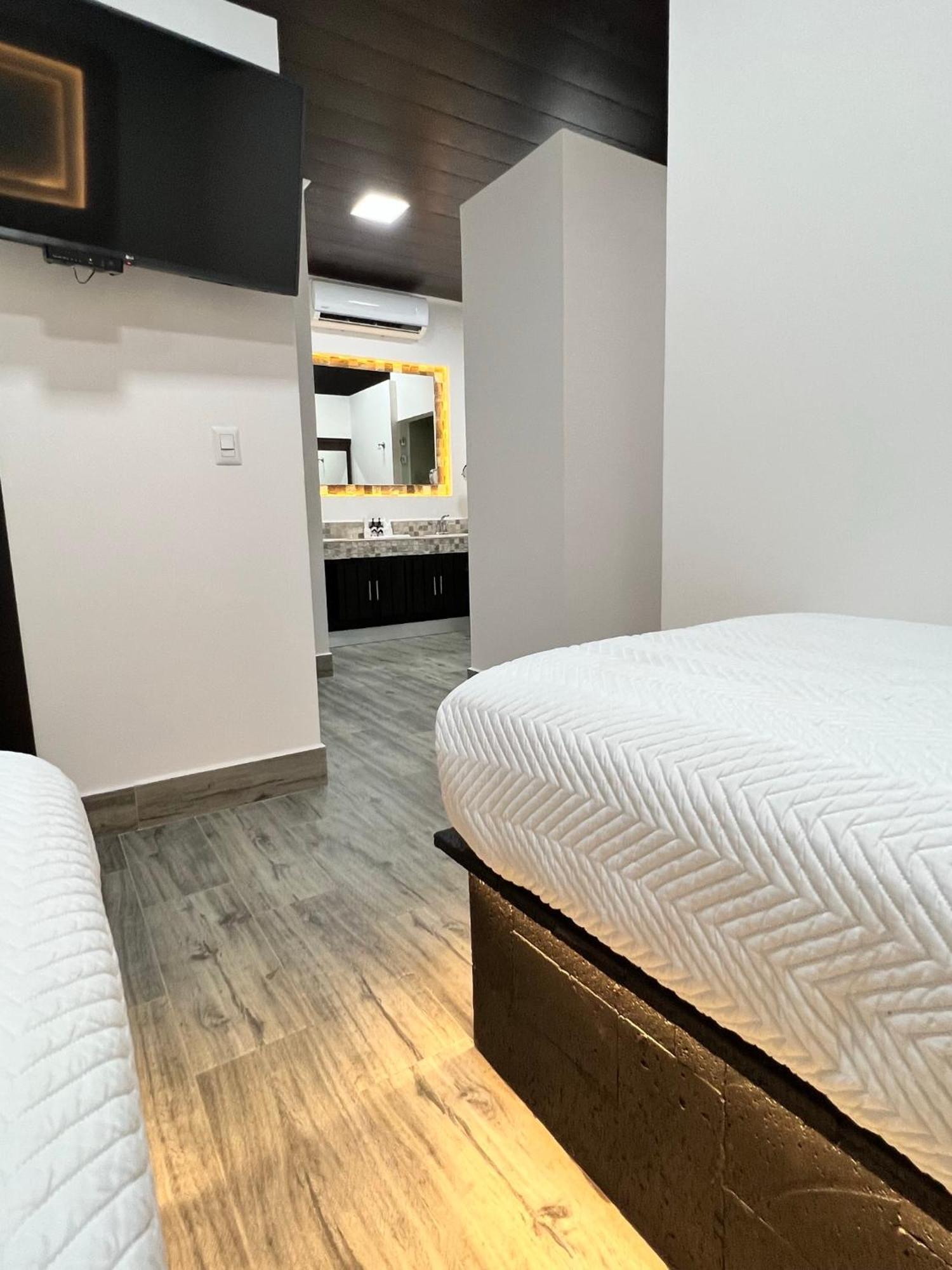 Hotel Boutique Casa Del Rio La Fortuna Екстериор снимка