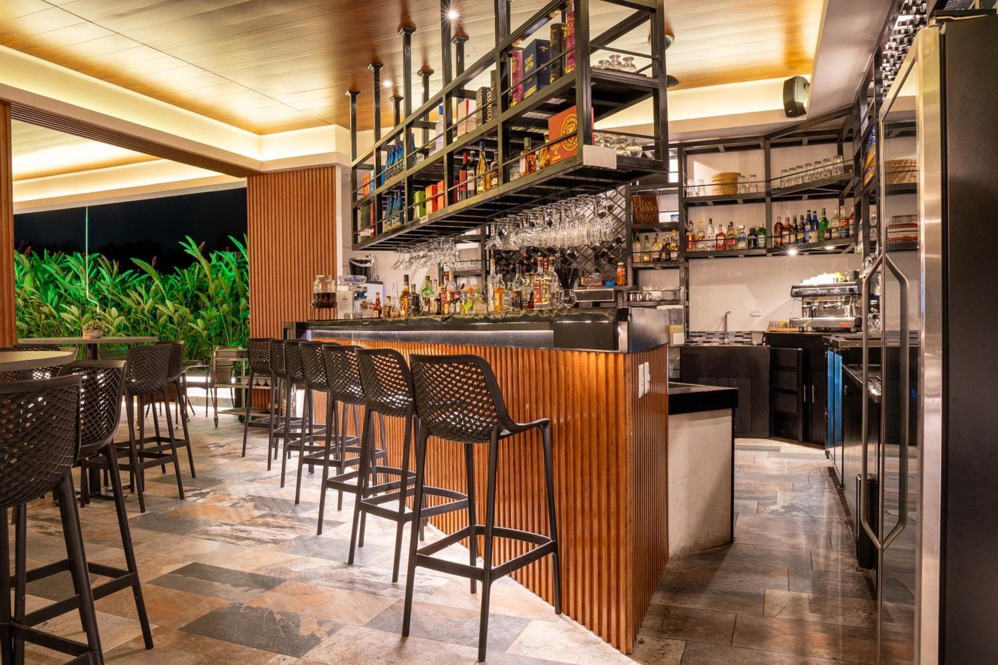 Hotel Boutique Casa Del Rio La Fortuna Екстериор снимка