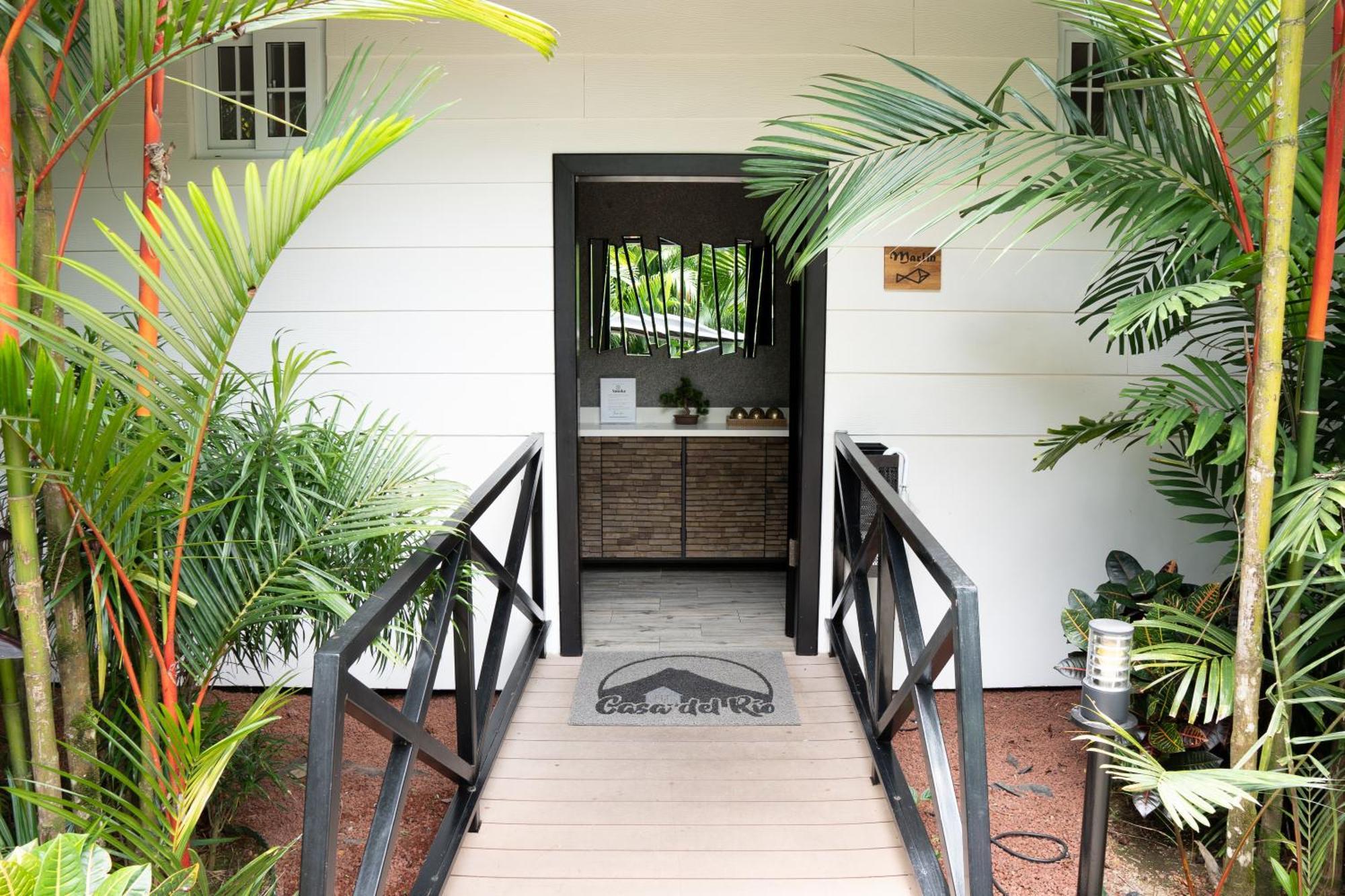 Hotel Boutique Casa Del Rio La Fortuna Екстериор снимка